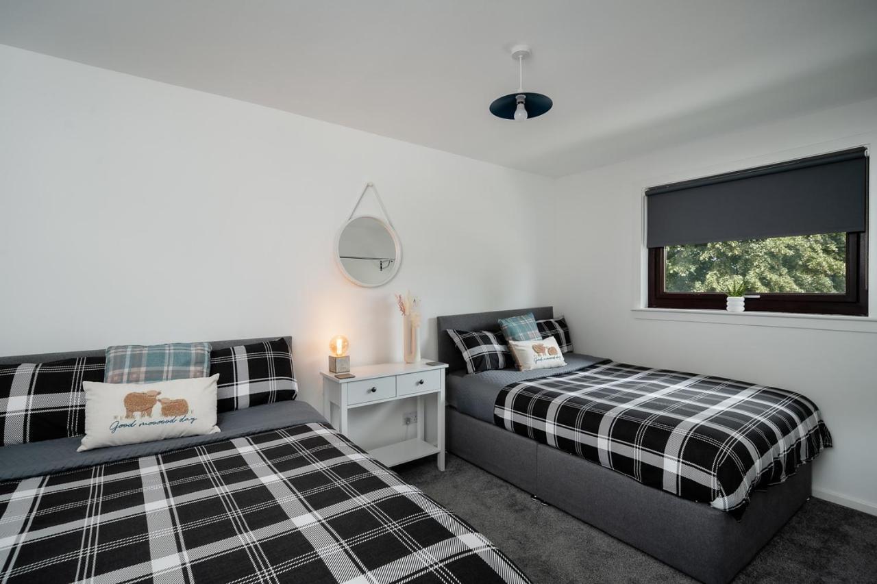 Ness Riverfront Holiday Home - City Centre Инвернес Екстериор снимка